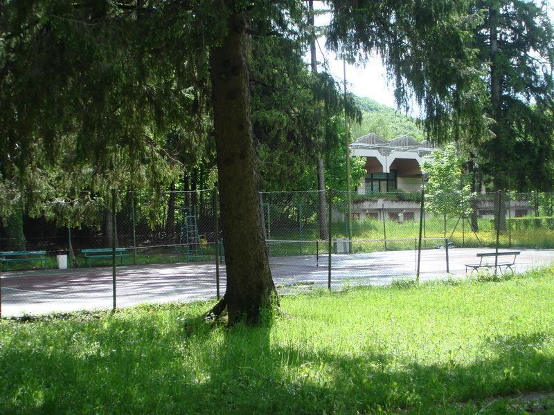 Hotel Grand Cetinje Exterior photo